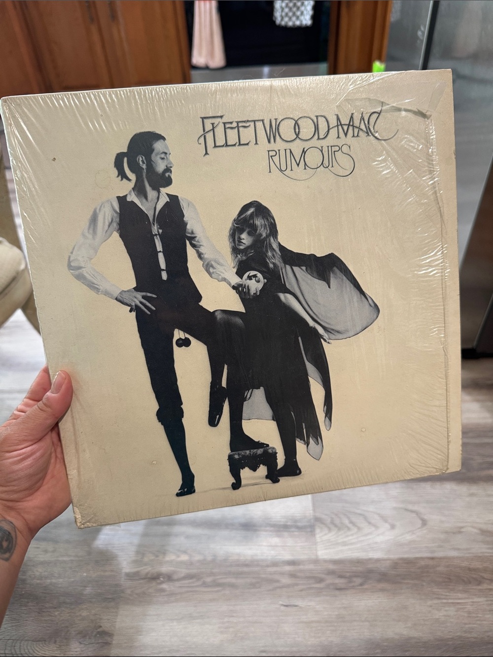 Rare Fleetwood Mac "Rumours" Vinyl LP - Black & Cream Album Cover